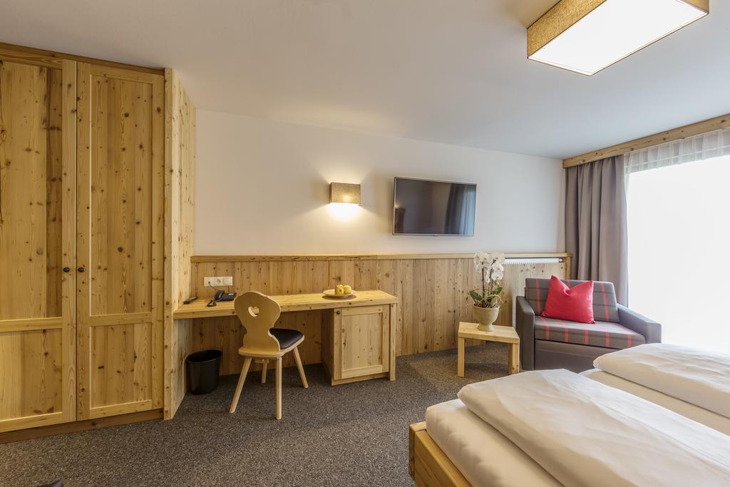 Hotel Anewandter Brunico Extérieur photo