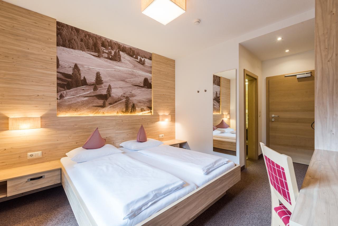 Hotel Anewandter Brunico Extérieur photo